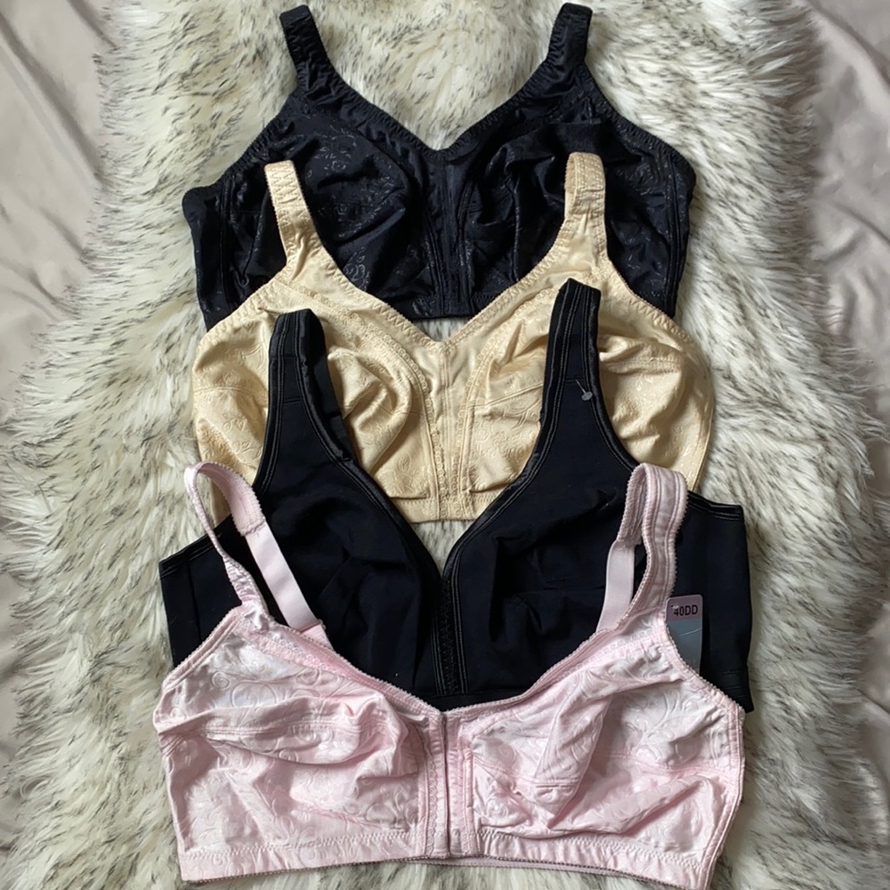 NWT 4 BODY NATURALS Bra Bundle